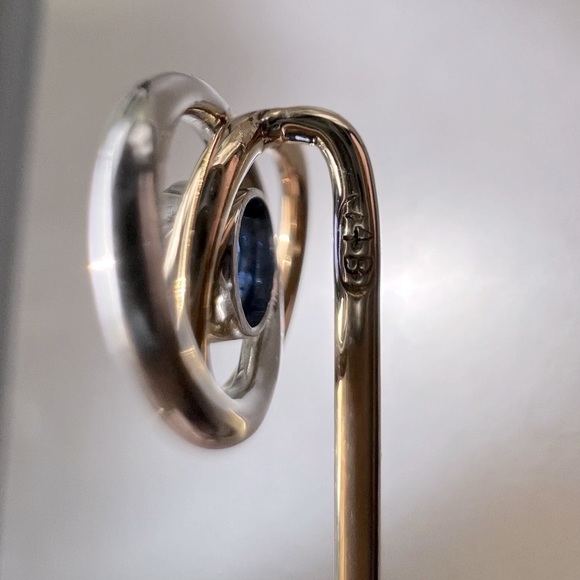 Vintage 14K White and Yellow Gold Sapphire Pin - Picture 6 of 6